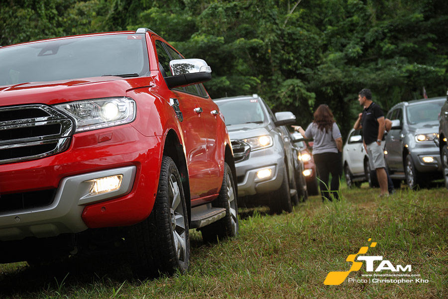Ford Everest Thailand Drive