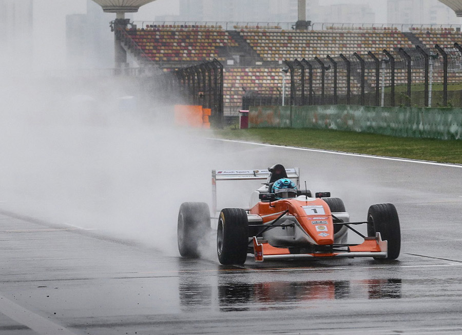 Cebu Pacfic Air by PRT scores maiden win on Formula Masters debut in Shanghai