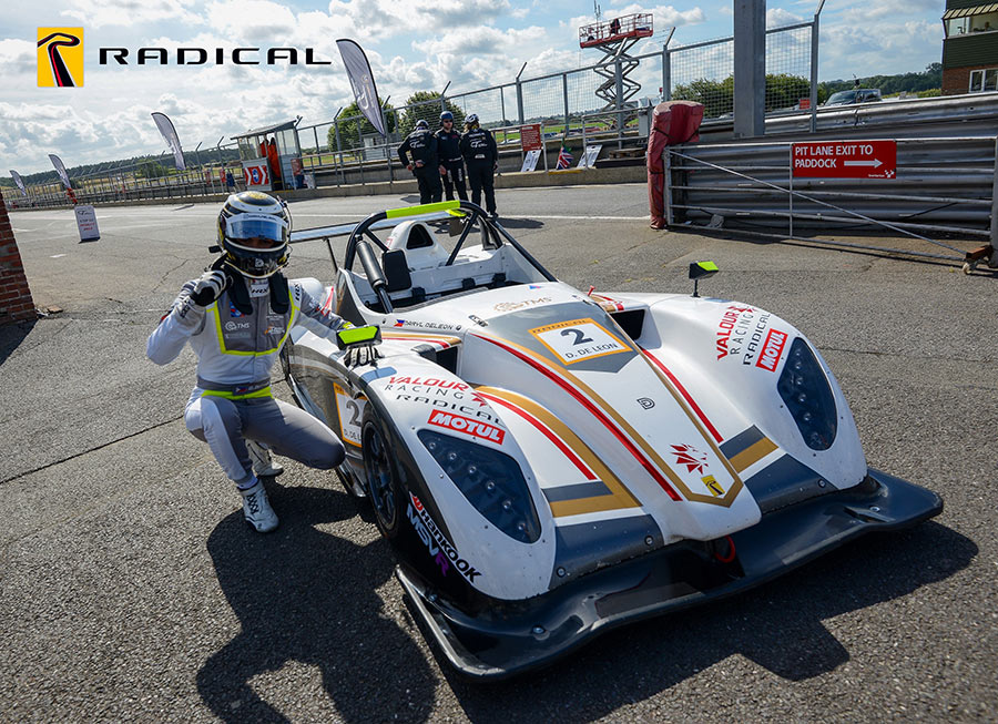 Daryl DeLeon Taylor completes Snetterton Radical SR1 Cup clean sweep